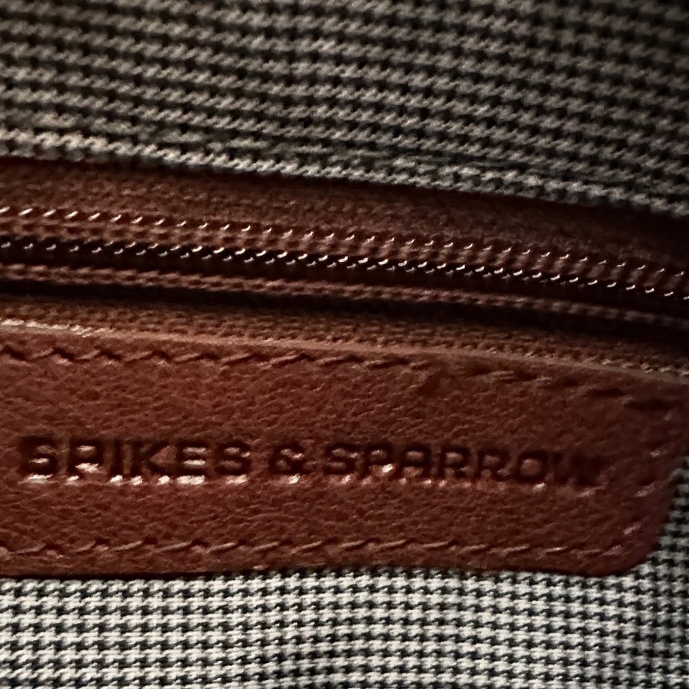 Spikes & Sparrow Brown Leather Crossbody Shoulder Bag with Front Buckle Pockets - Picture 10 of 10